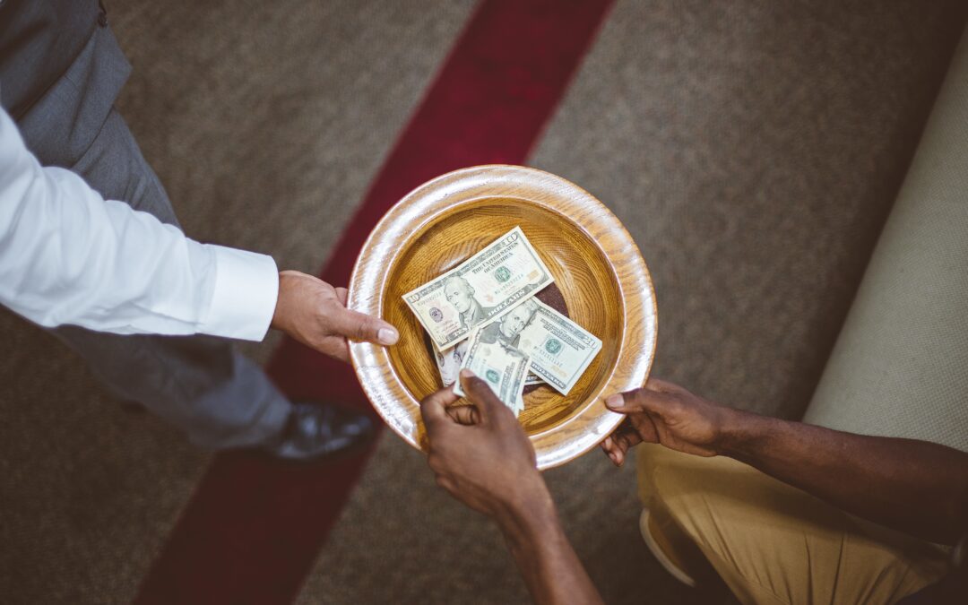 A Biblical Finance Lesson from the Least Likely Giver